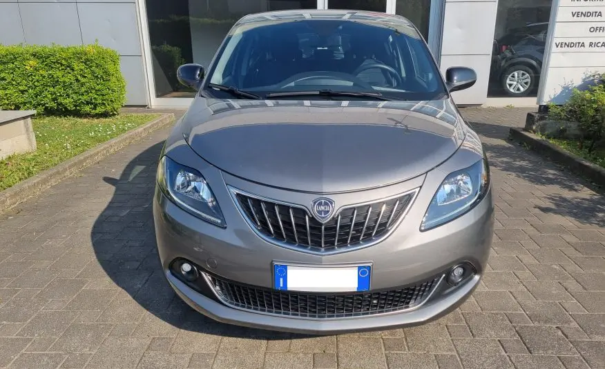 LANCIA YPSILON 1.0 HYBRID PLATINO S&S