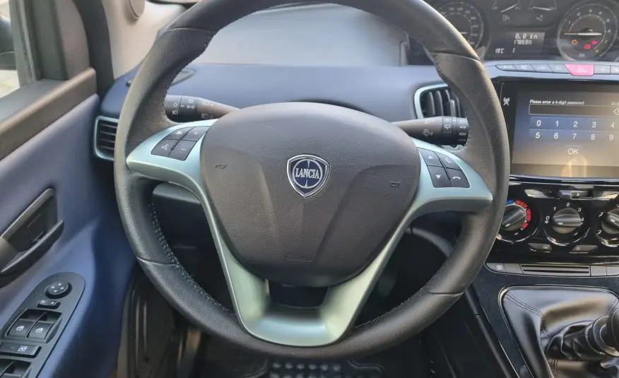 LANCIA YPSILON 1.0 HYBRID PLATINO S&S