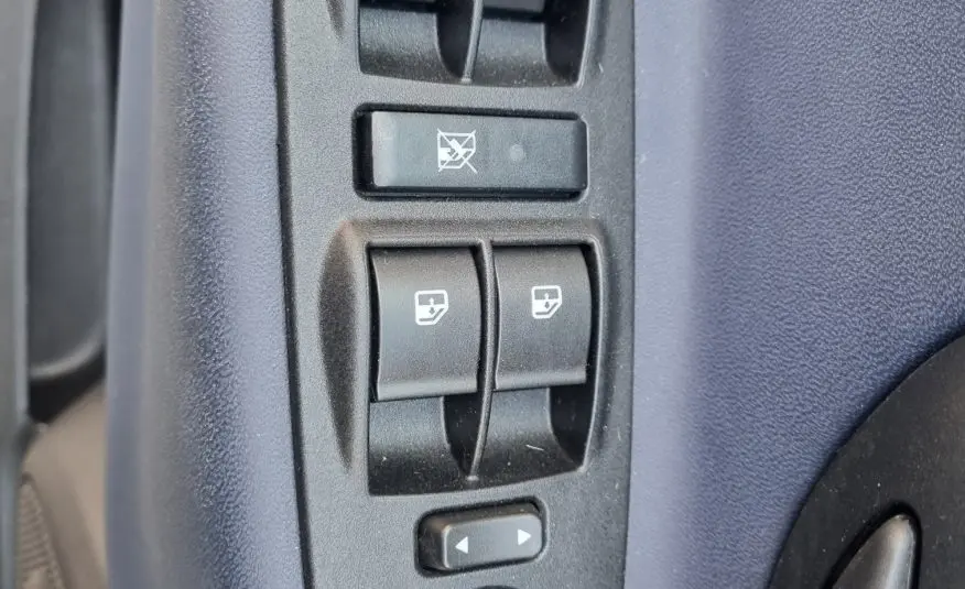 LANCIA YPSILON 1.0 HYBRID PLATINO S&S