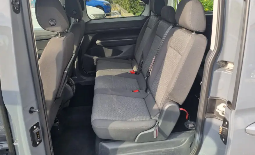 FORD GRAND TOURNEO CONNECT TITANIUM 2.0D AUT. 7 POSTI