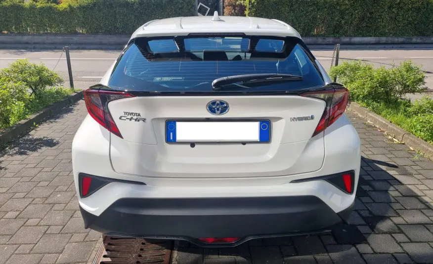TOYOTA CH-R 1.8h ACTIVE E-CVT