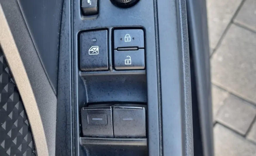 TOYOTA CH-R 1.8h ACTIVE E-CVT