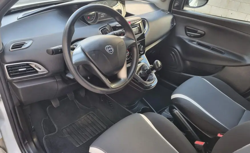 LANCIA YPSILON 1.2 ELEFANTINO ECOSHIC GPL 69CV