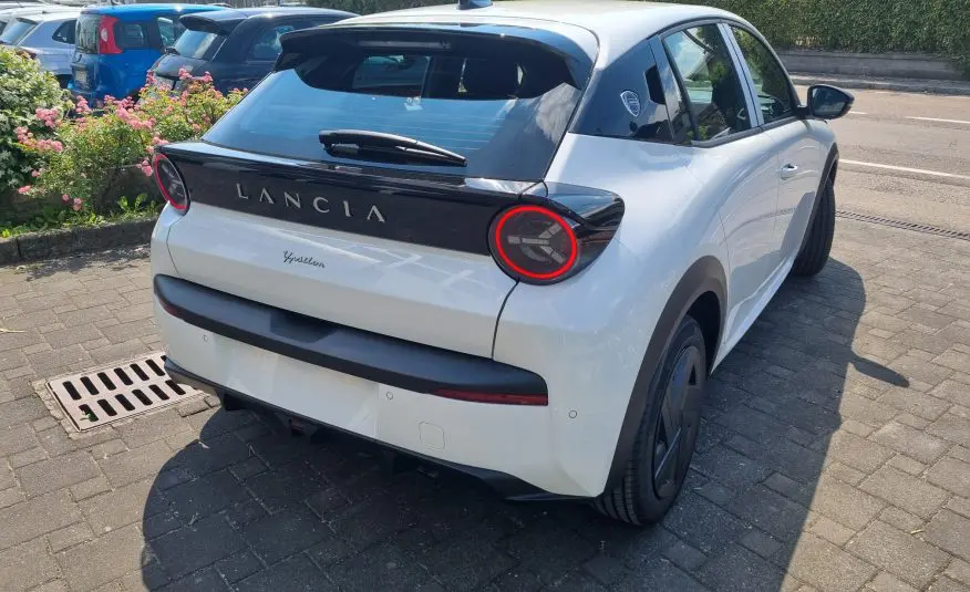 LANCIA NUOVA YPSILON HYBRID E-DTC 100CV