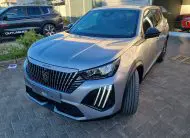 PEUGEOT 2008 1.2 HYBRIDE ALLURE 145cv e-dcs6