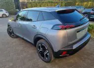 PEUGEOT 2008 1.2 HYBRIDE ALLURE 145cv e-dcs6