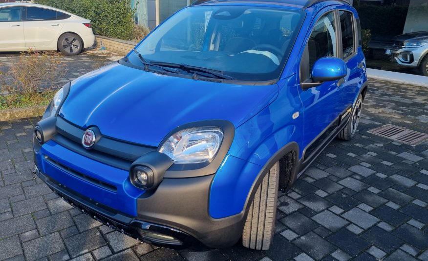 NUOVA FIAT PANDINA CROSS 1.0 HYBRID