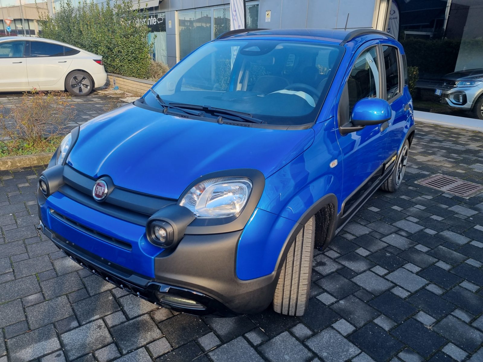 NUOVA FIAT PANDINA CROSS 1.0 HYBRID