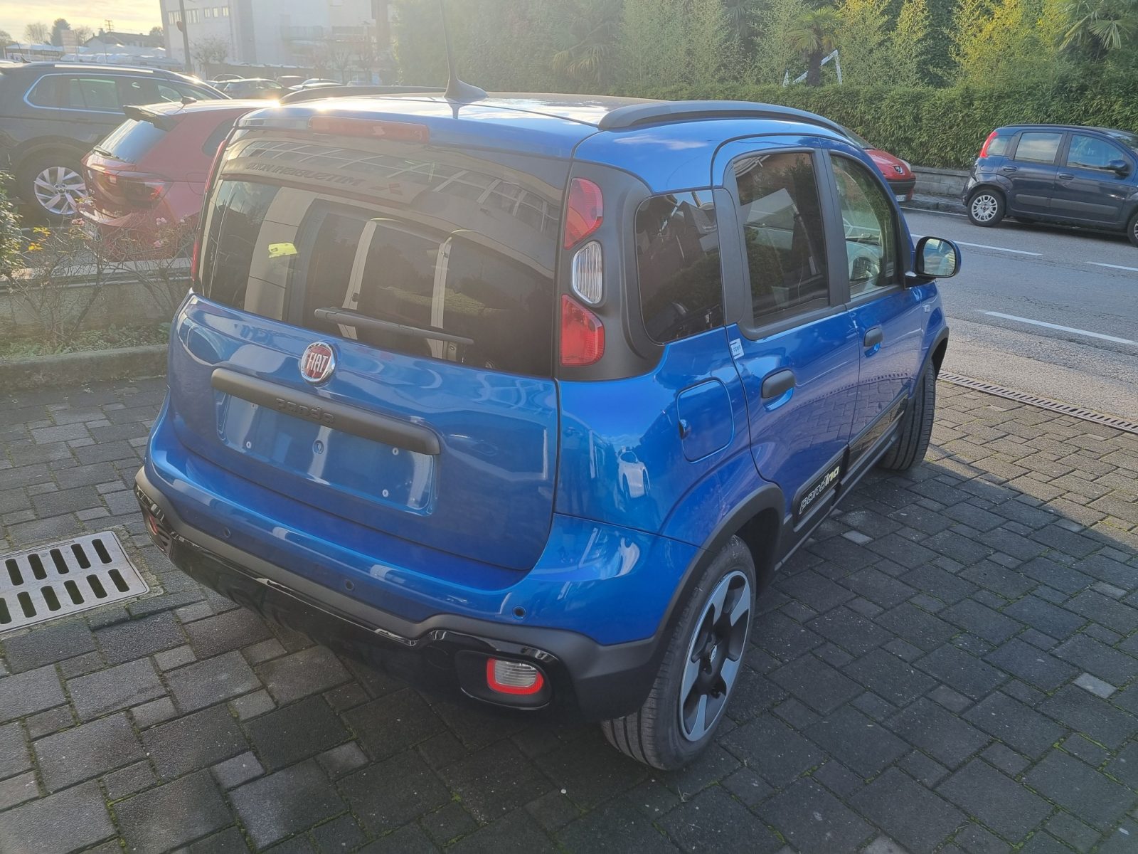 NUOVA FIAT PANDINA CROSS 1.0 HYBRID