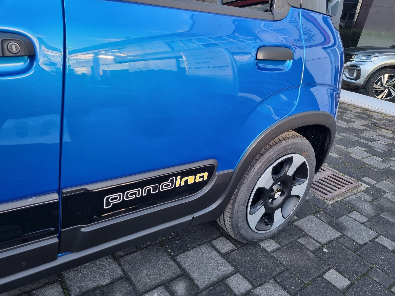 NUOVA FIAT PANDINA CROSS 1.0 HYBRID