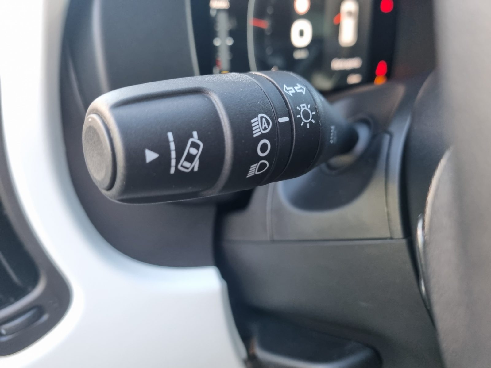 NUOVA FIAT PANDINA CROSS 1.0 HYBRID