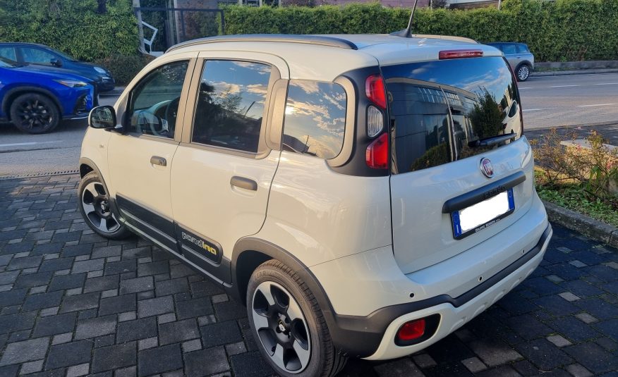 NUOVA FIAT PANDINA CROSS 1.0 HYBRID