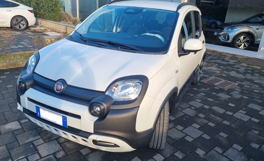 NUOVA FIAT PANDINA CROSS 1.0 HYBRID