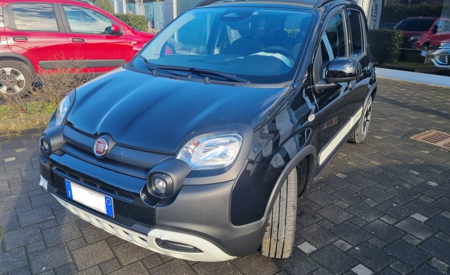 NUOVA FIAT PANDINA CROSS 1.0 HYBRID
