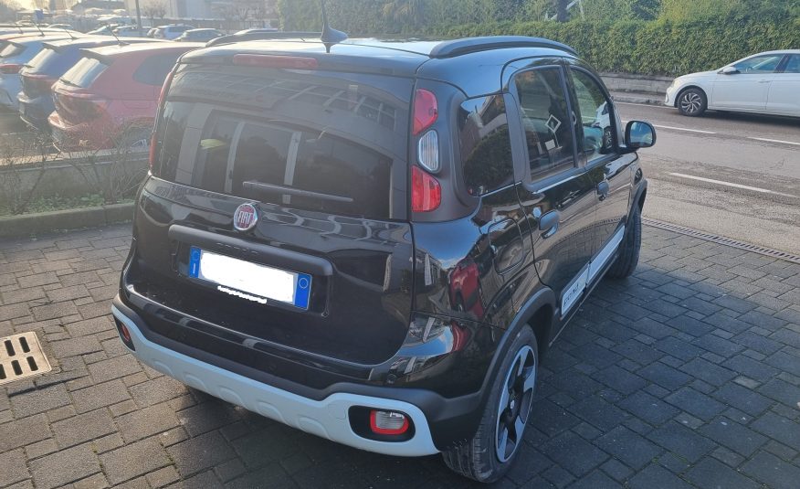 NUOVA FIAT PANDINA CROSS 1.0 HYBRID