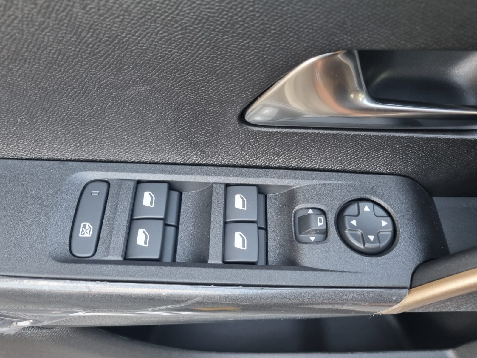 LANCIA NUOVA YPSILON HYBRID E-DTC 110CV
