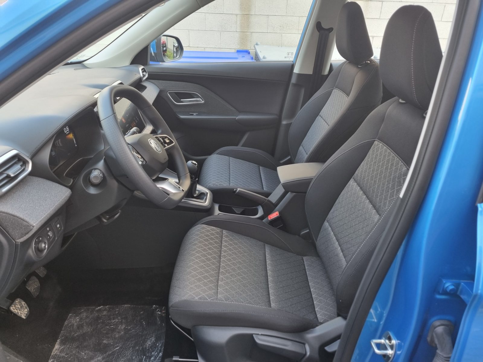 MG ZS 1.5 STANDARD MY ’25