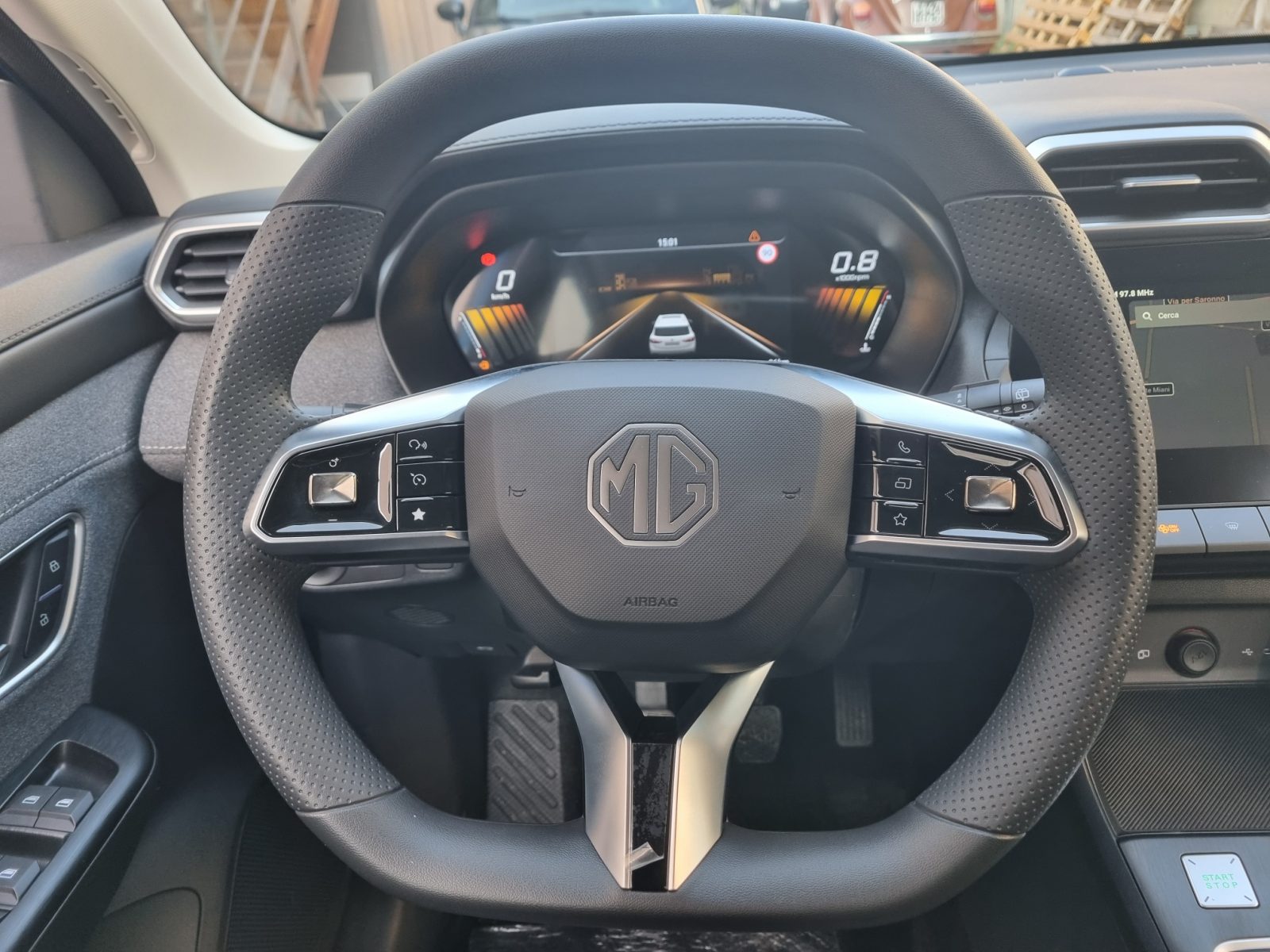 MG ZS 1.5 STANDARD MY ’25