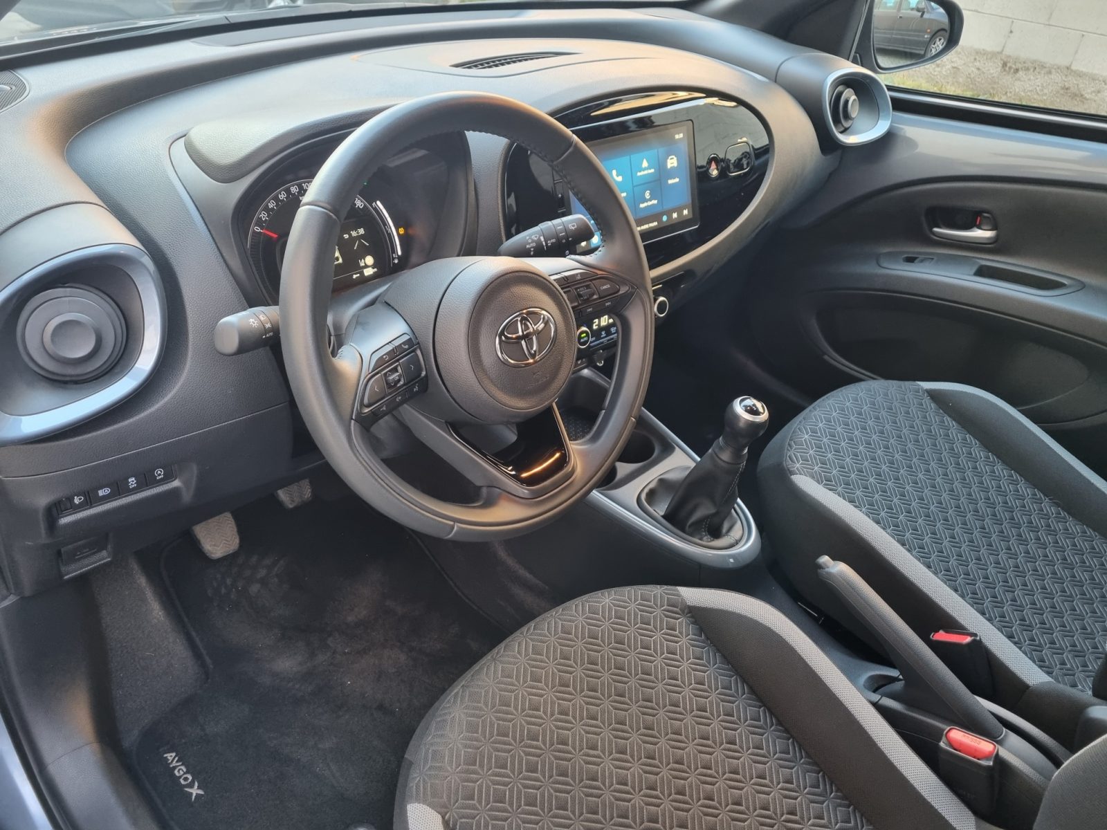 TOYOTA AYGO X 1.0 TREND 72CV