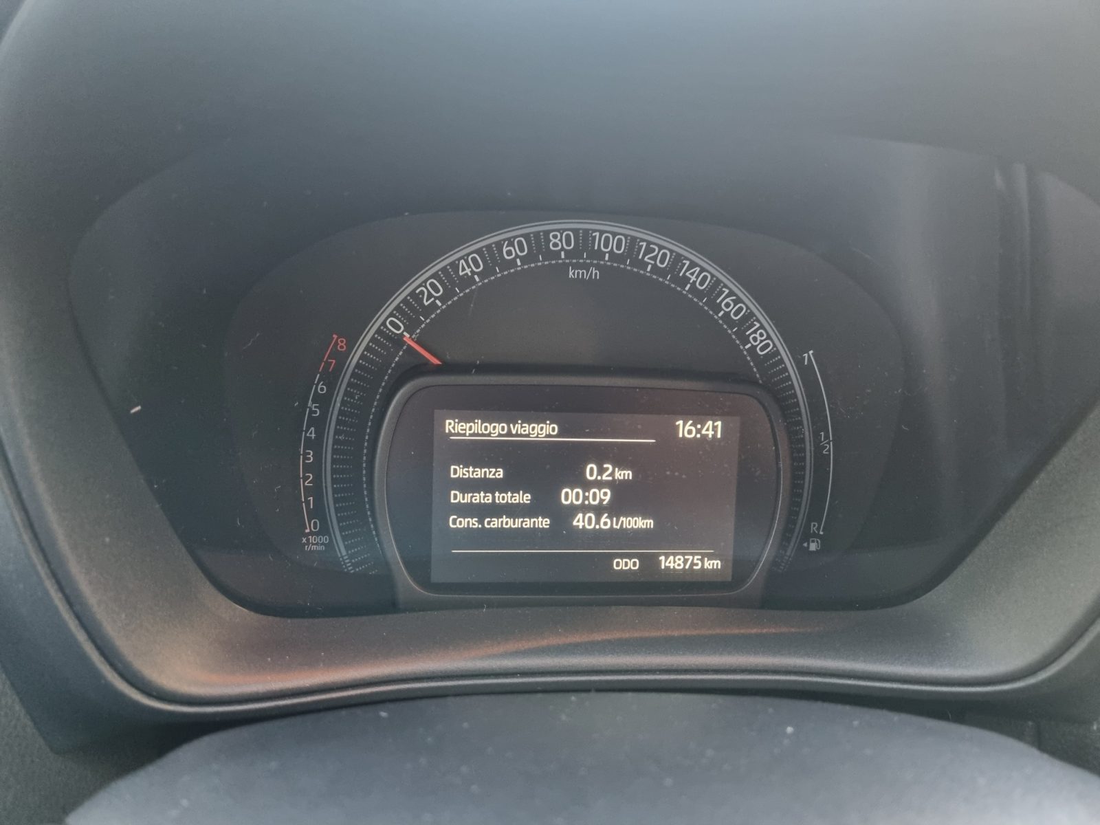 TOYOTA AYGO X 1.0 TREND 72CV