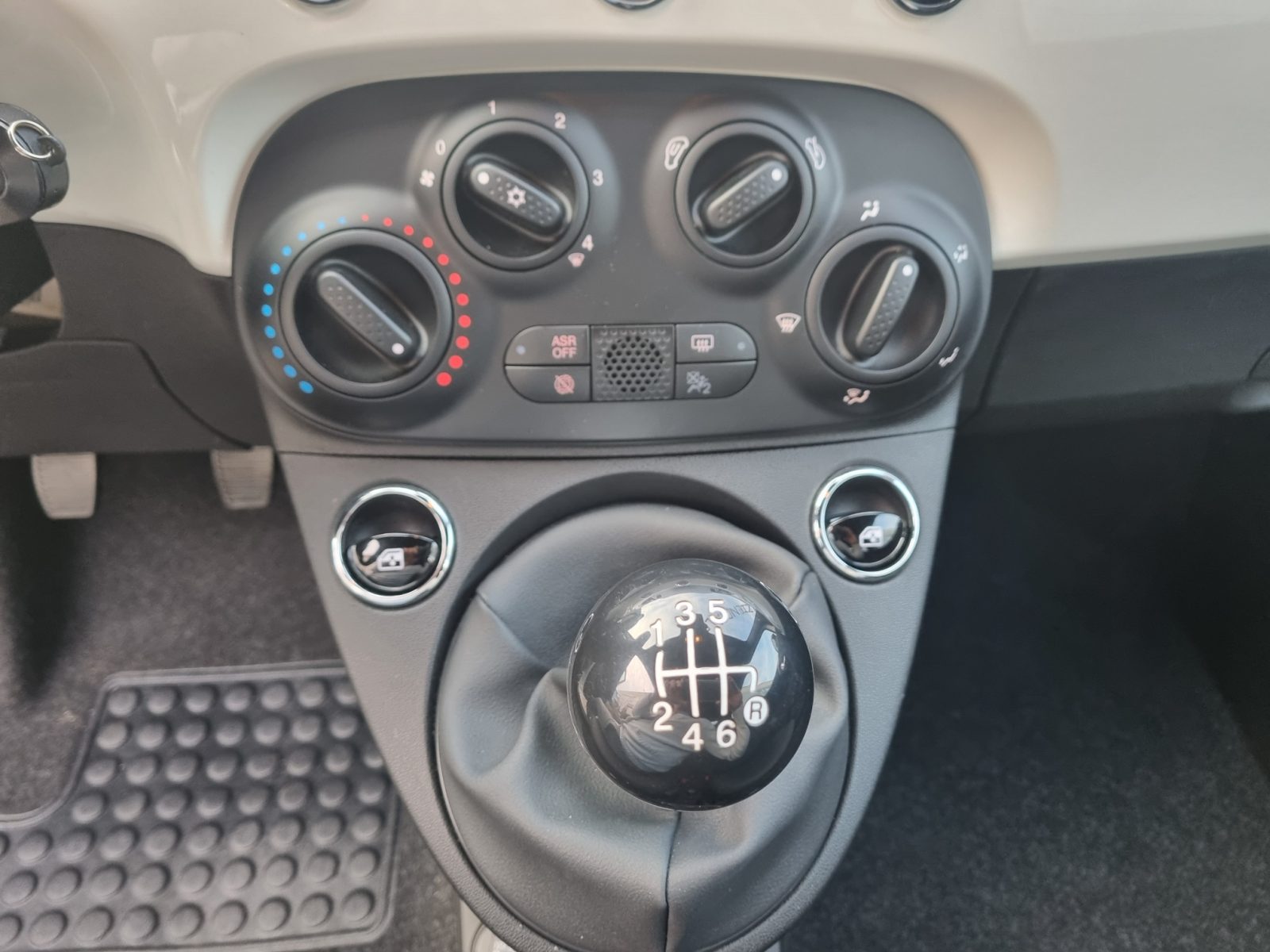 FIAT 500 1.0 HYBRID 70CV