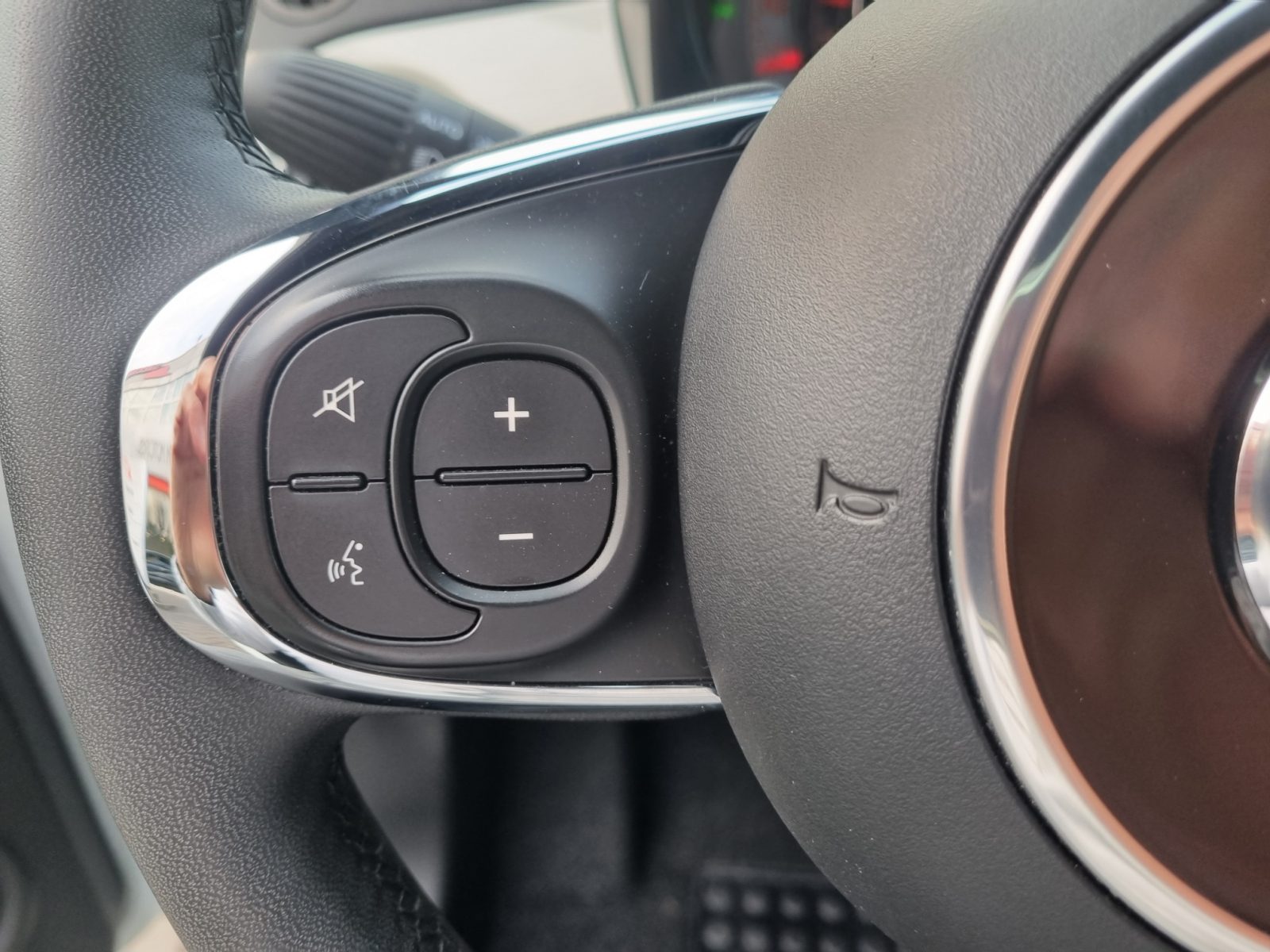 FIAT 500 1.0 HYBRID 70CV