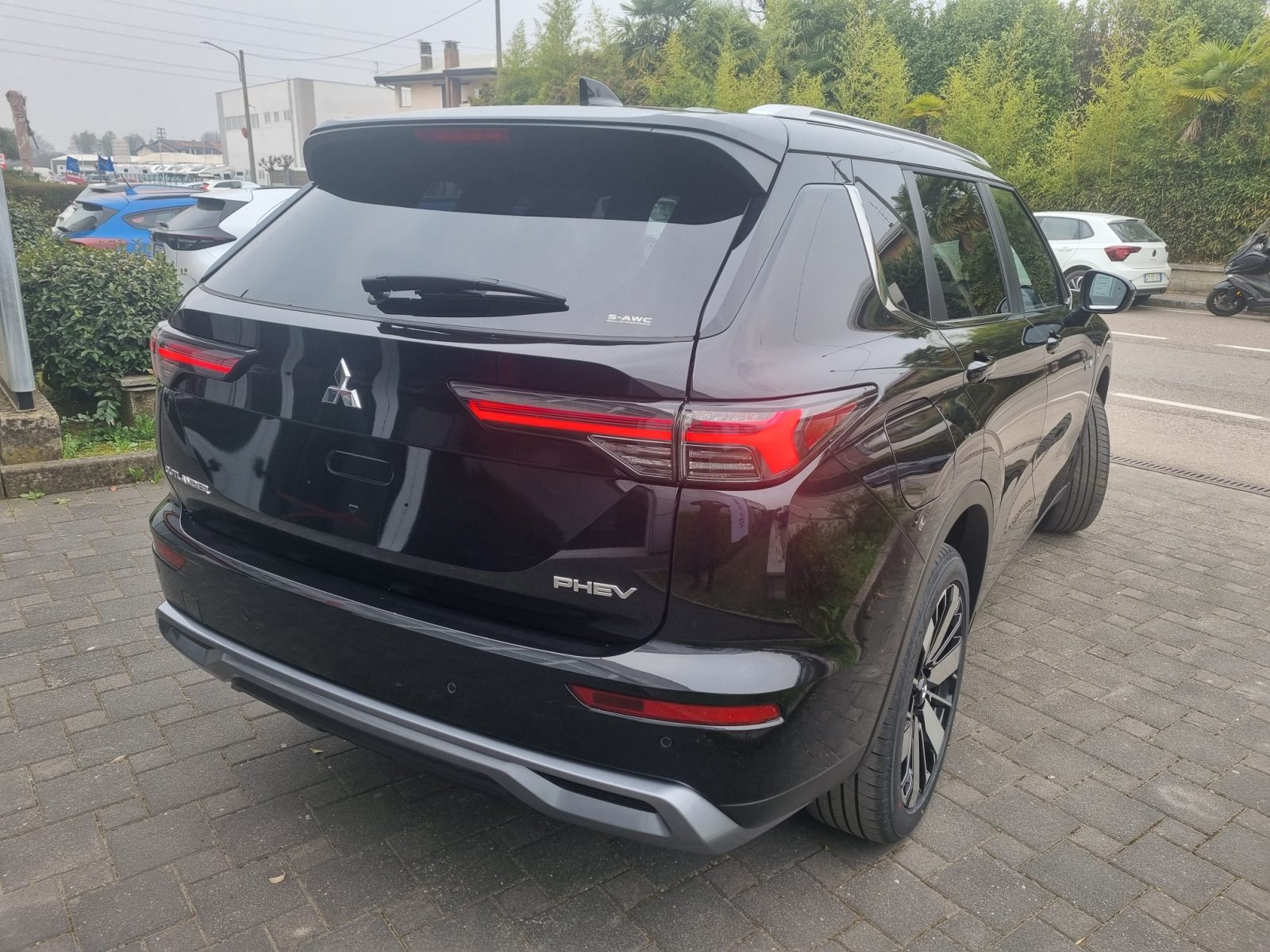 OUTLANDER PHEV INTENSE