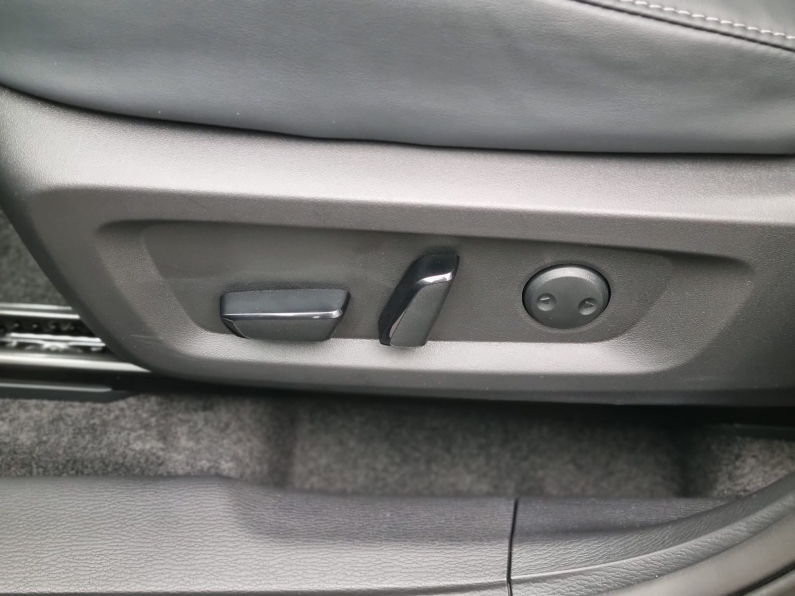 OUTLANDER PHEV INTENSE