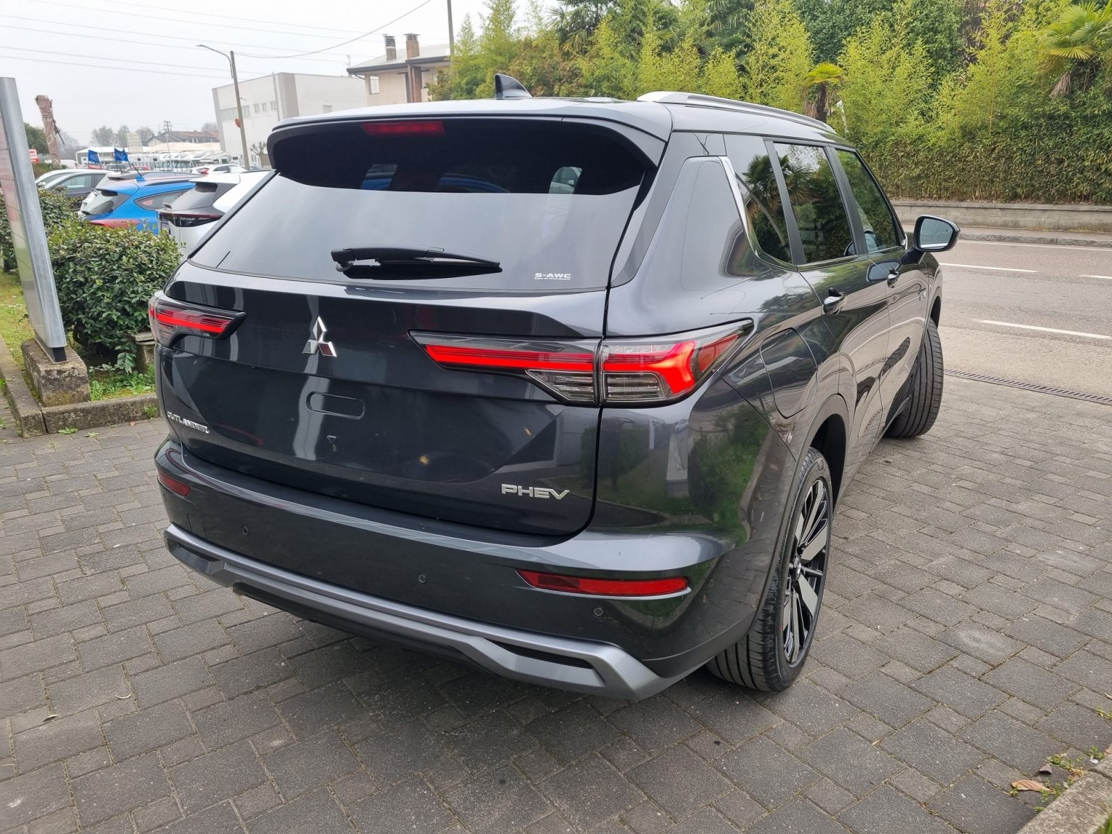 OUTLANDER PHEV INTENSE