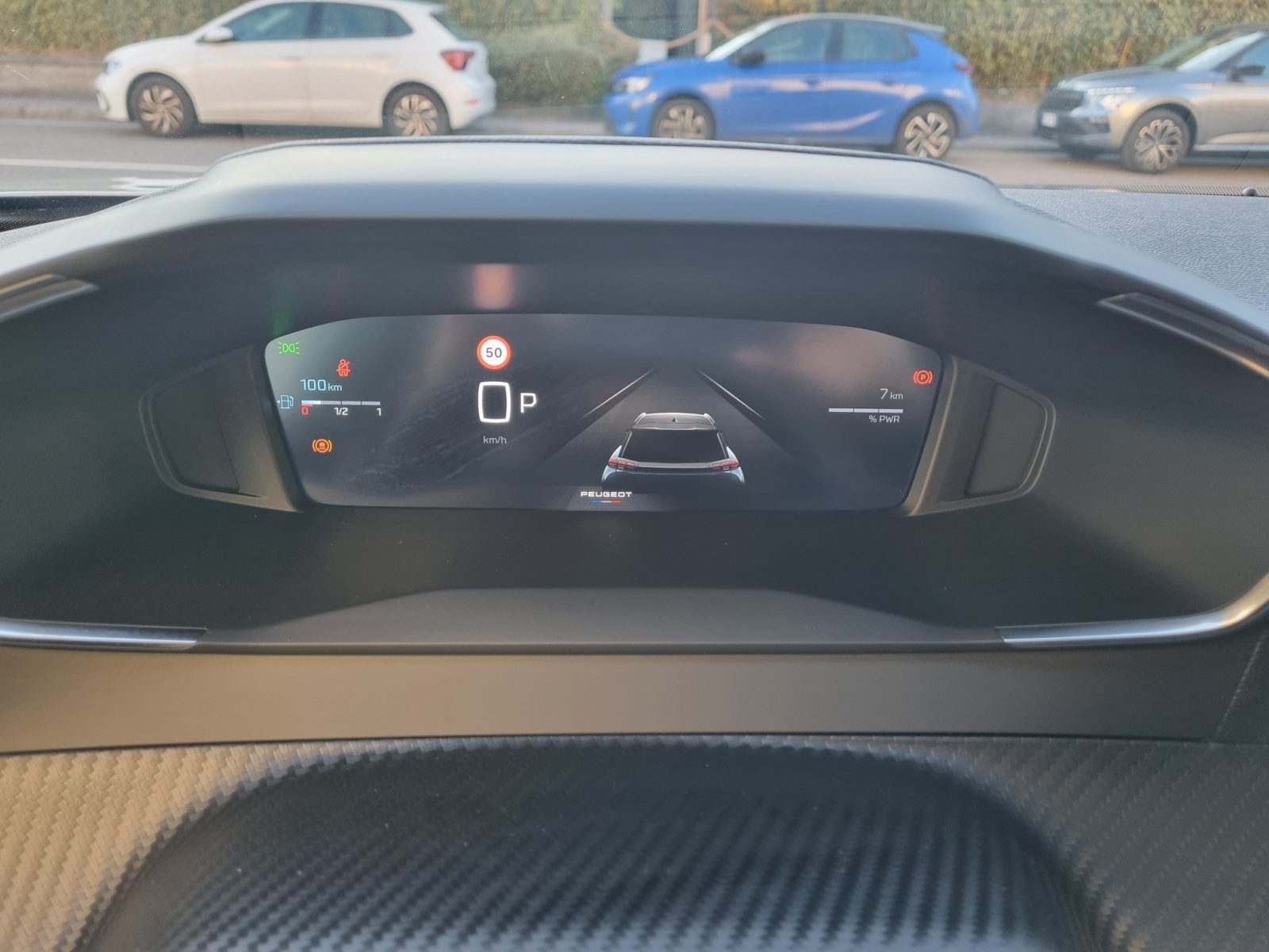 PEUGEOT 2008 1.2 HYBRIDE ALLURE 145cv e-dcs6