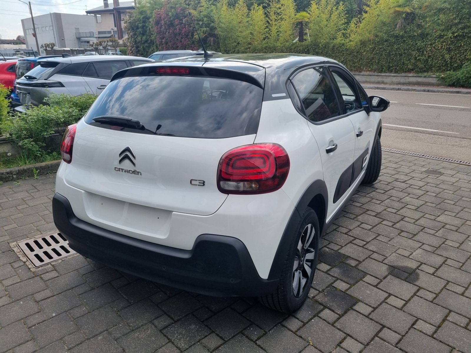 CITROEN C3 1.2 Puretech SHINE 82cv