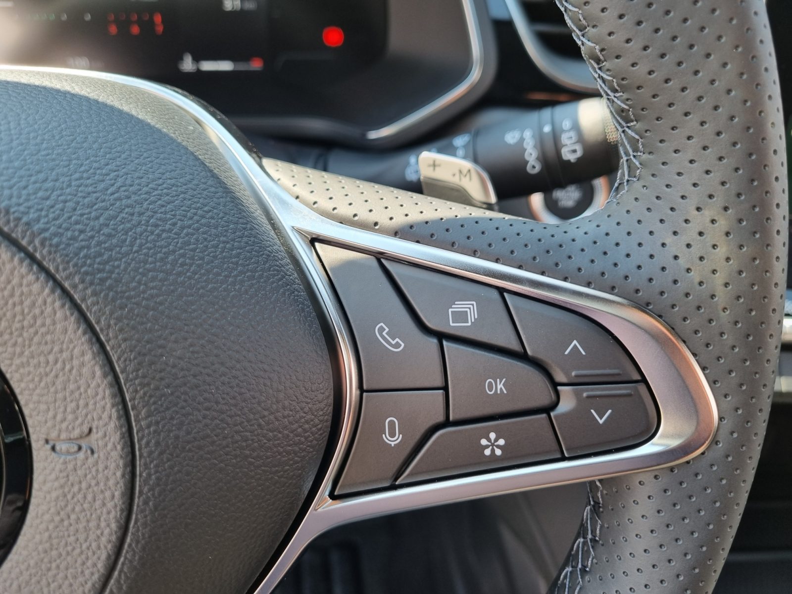 MITSUBISHI GRANDIS 1.3 MHEV INTENSE DCT
