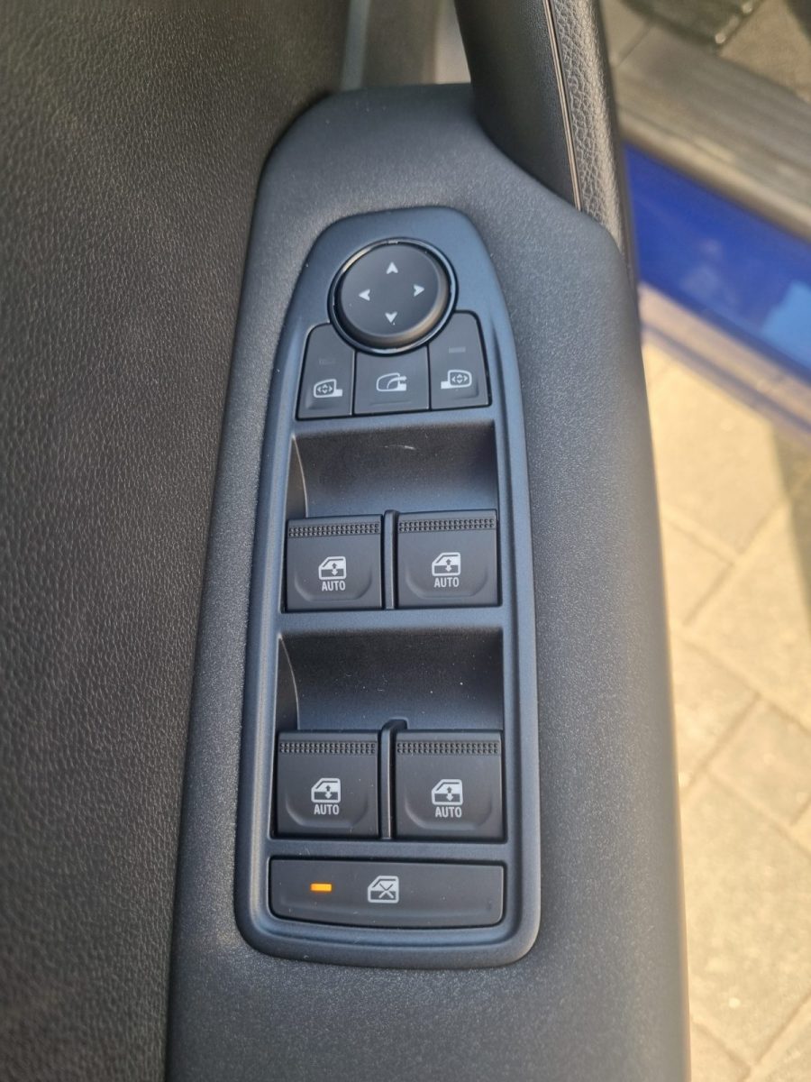 MITSUBISHI GRANDIS 1.3 MHEV INVITE DCT
