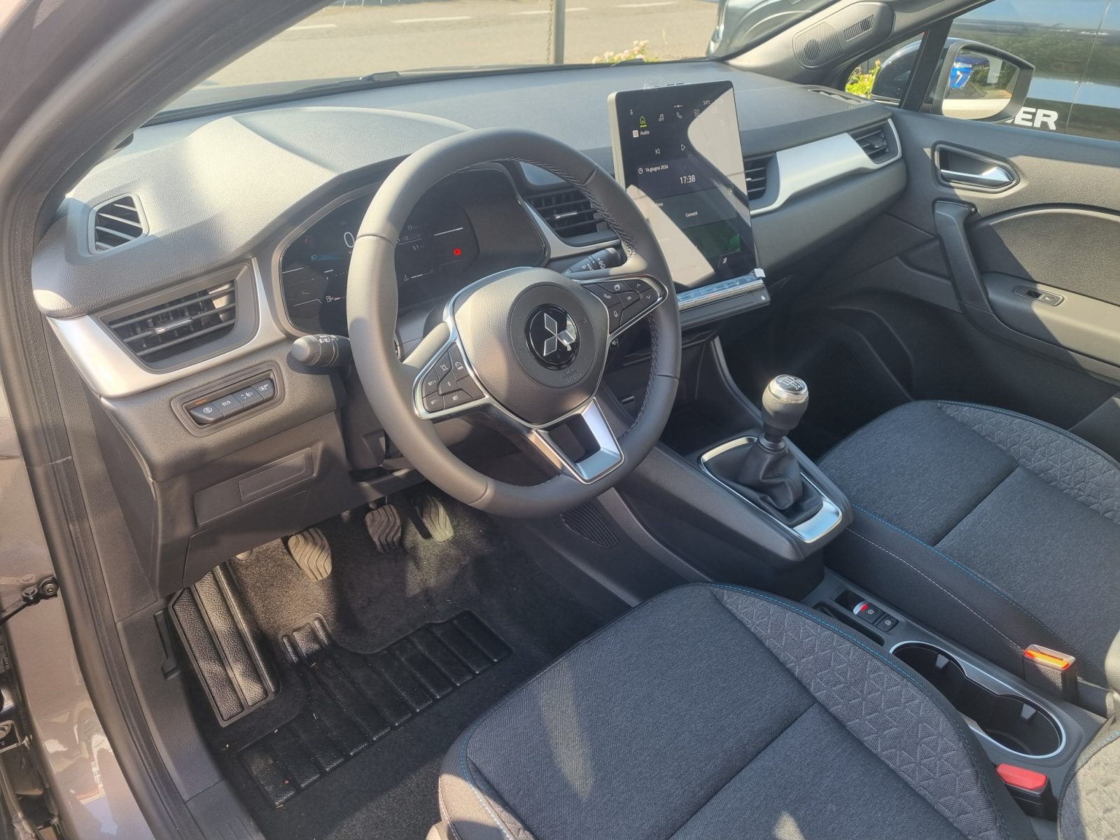 MITSUBISHI GRANDIS 1.3 MHEV INVITE