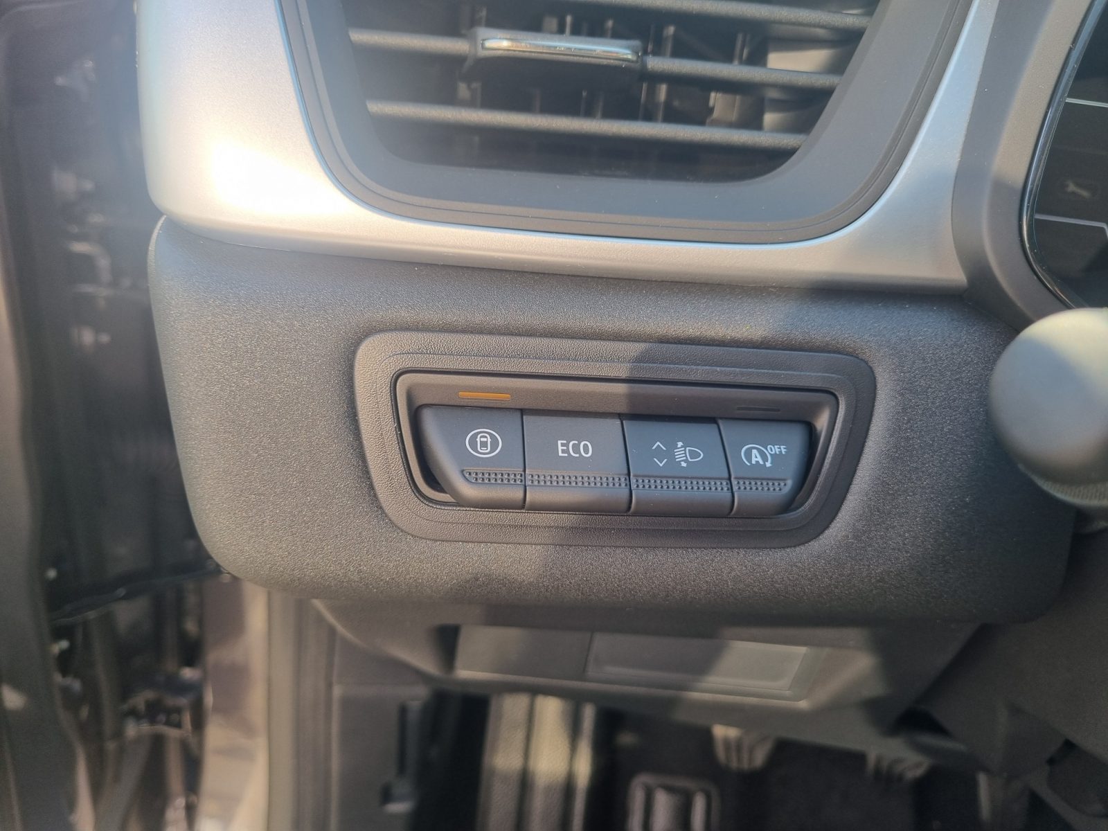 MITSUBISHI GRANDIS 1.3 MHEV INVITE
