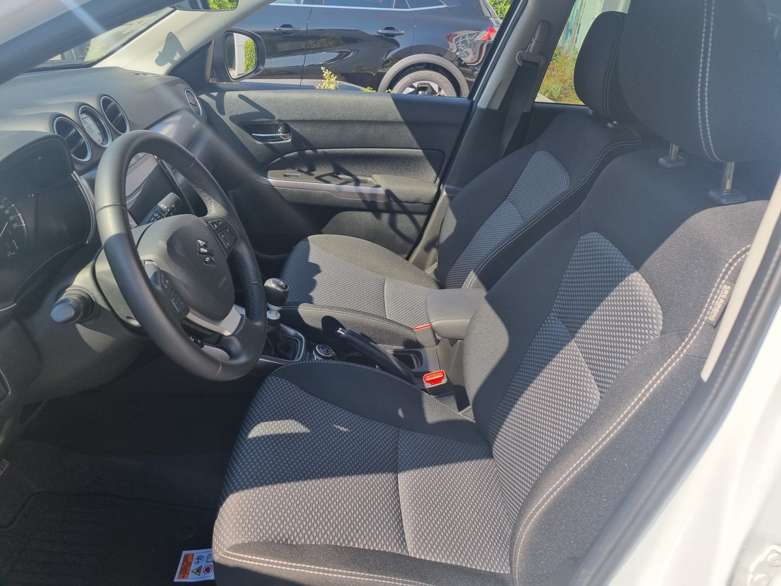SUZUKI VITARA 1.4 HYBRID COOL 4×4