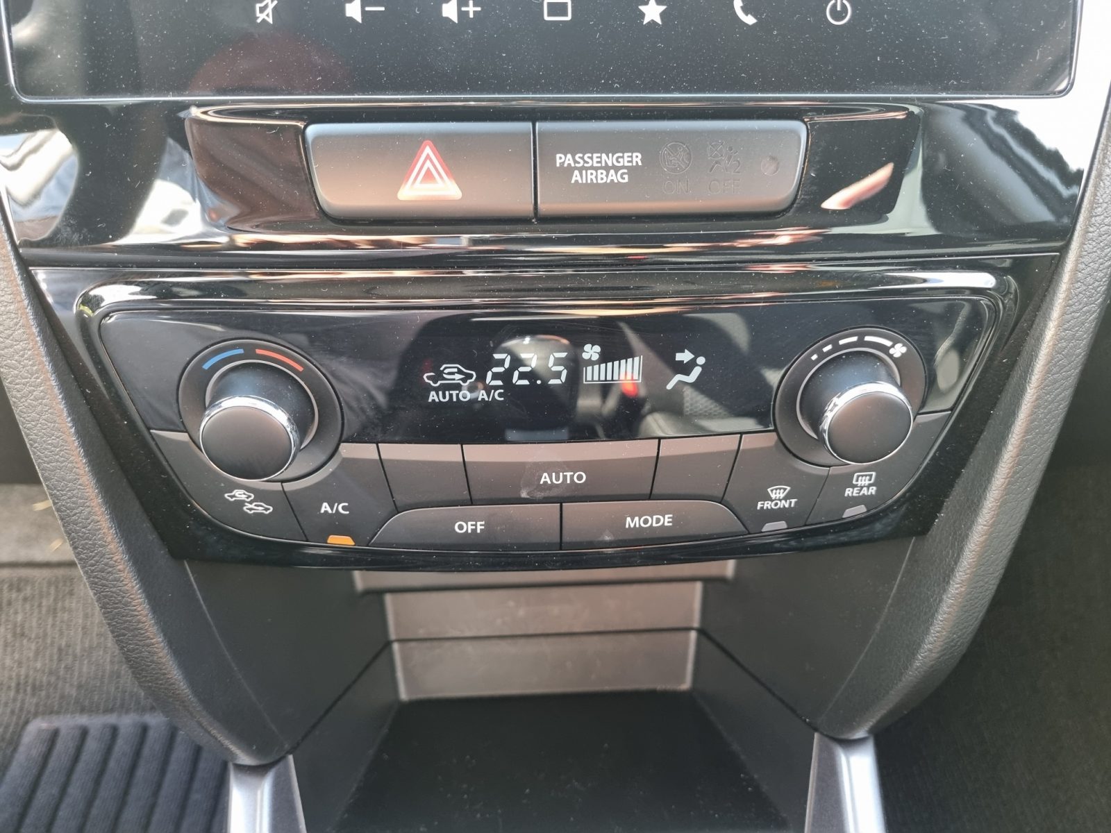 SUZUKI VITARA 1.4 HYBRID COOL 4×4