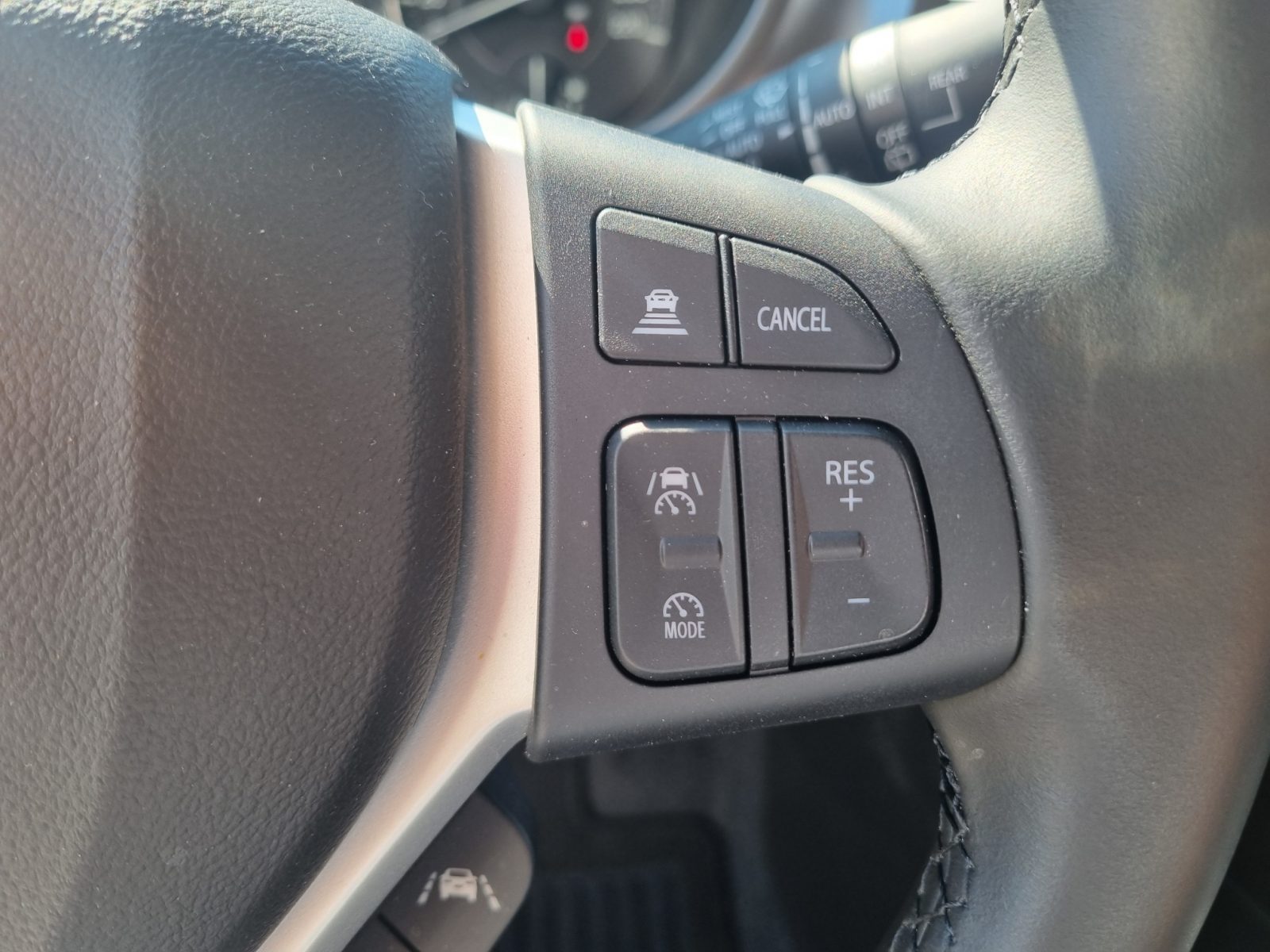 SUZUKI VITARA 1.4 HYBRID COOL 4×4
