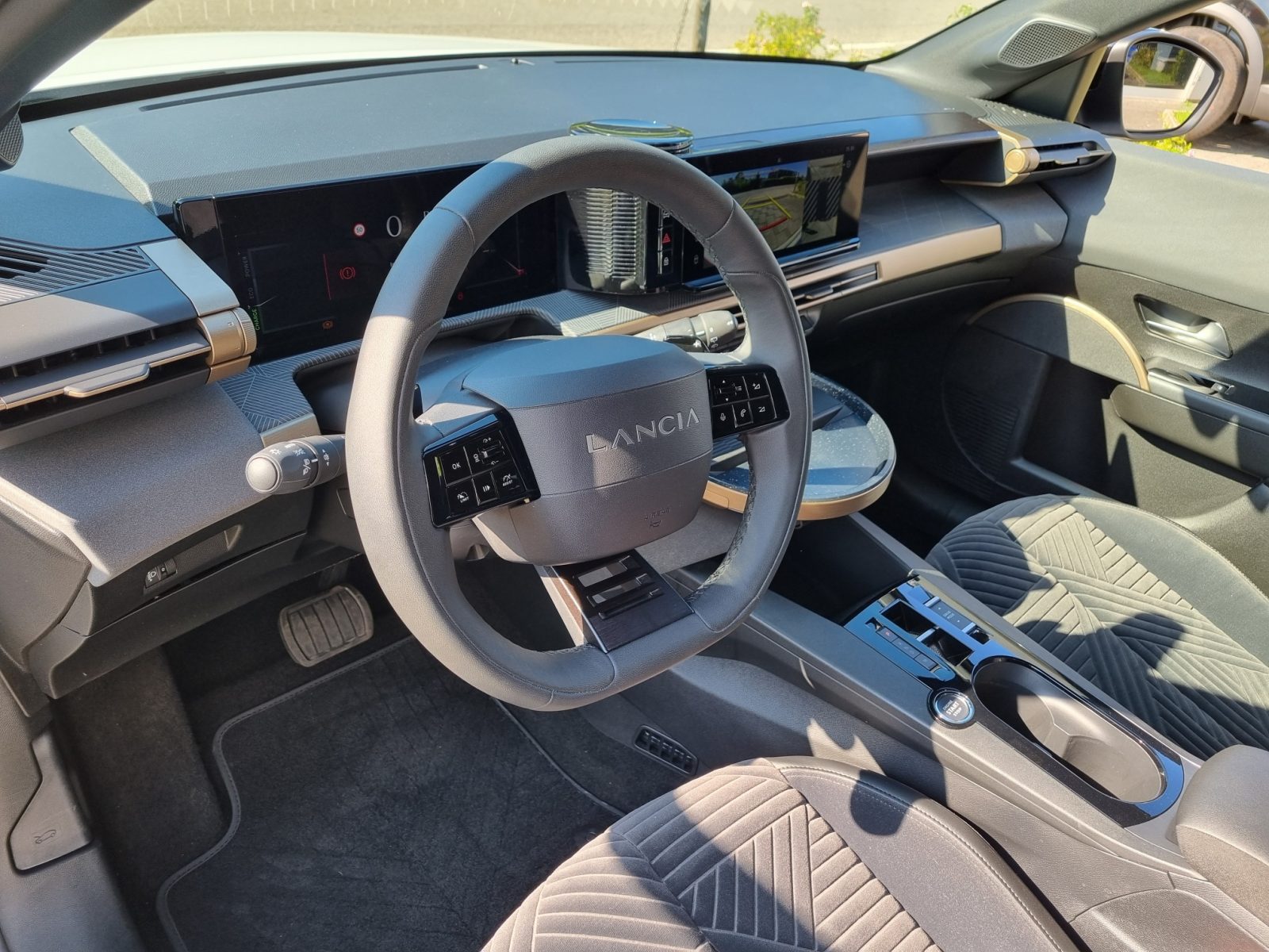 LANCIA YPSILON 1.2 MHEV LX 100cv DCT